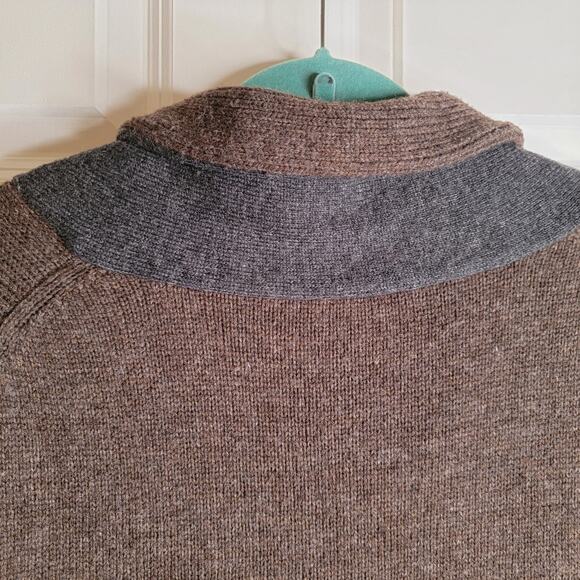 Saks Fifth Avenue Blue Shawl Collar Sweater sz XL - Picture 4 of 7